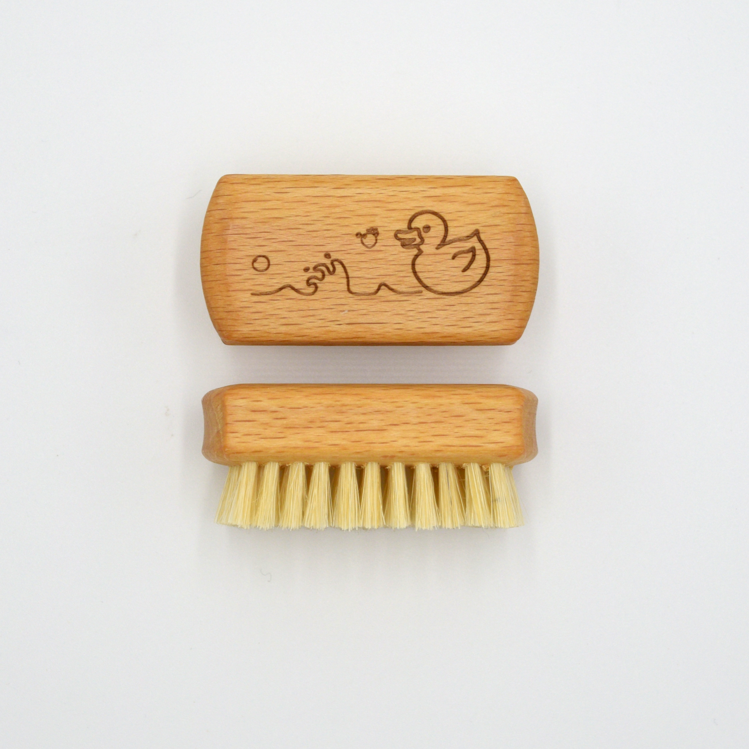 Nail Brush Children - Earth & Nest