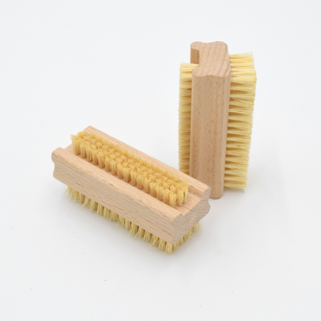 Nail Brush, fiber