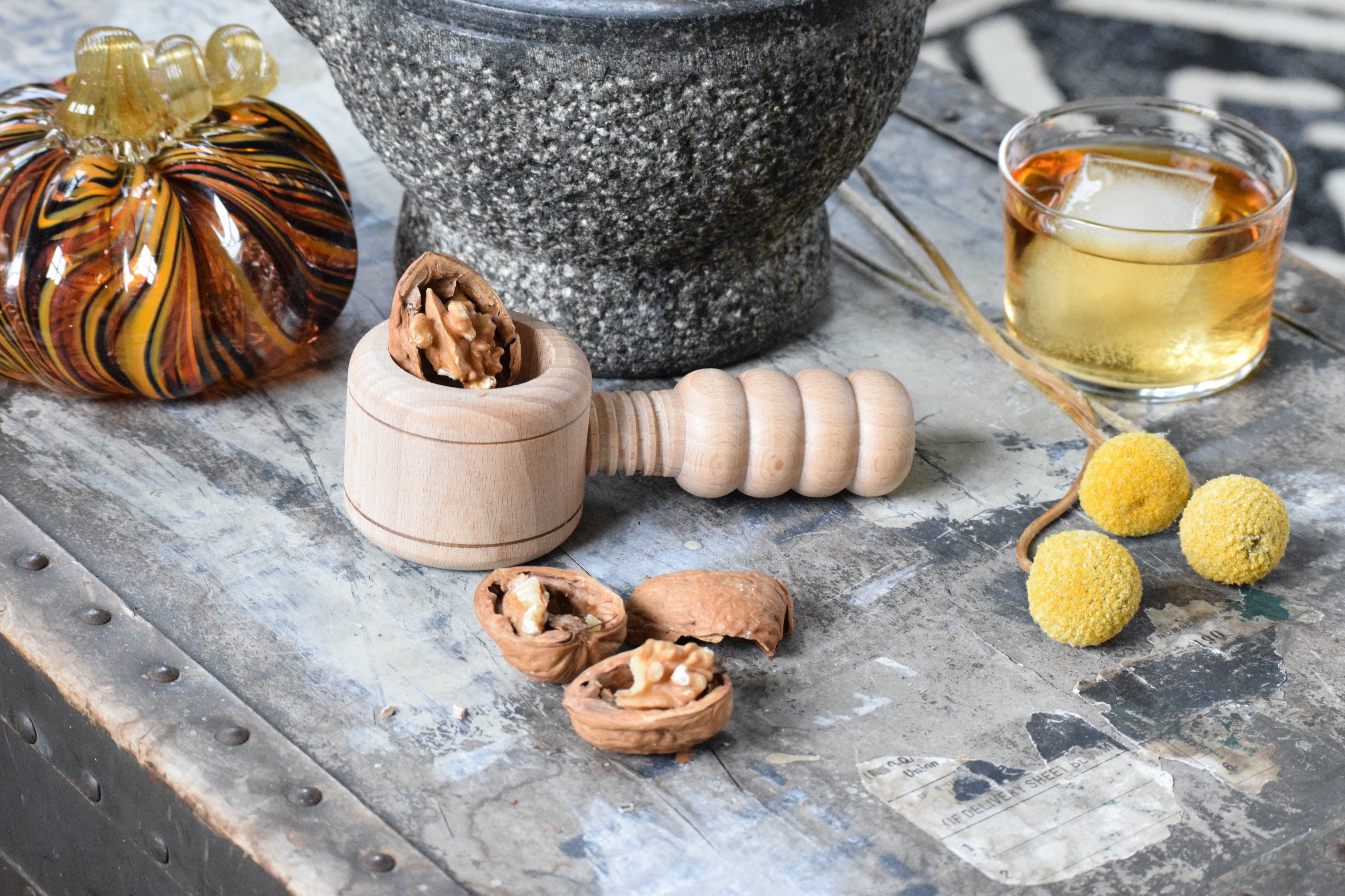 Nut Cracker - Earth & Nest