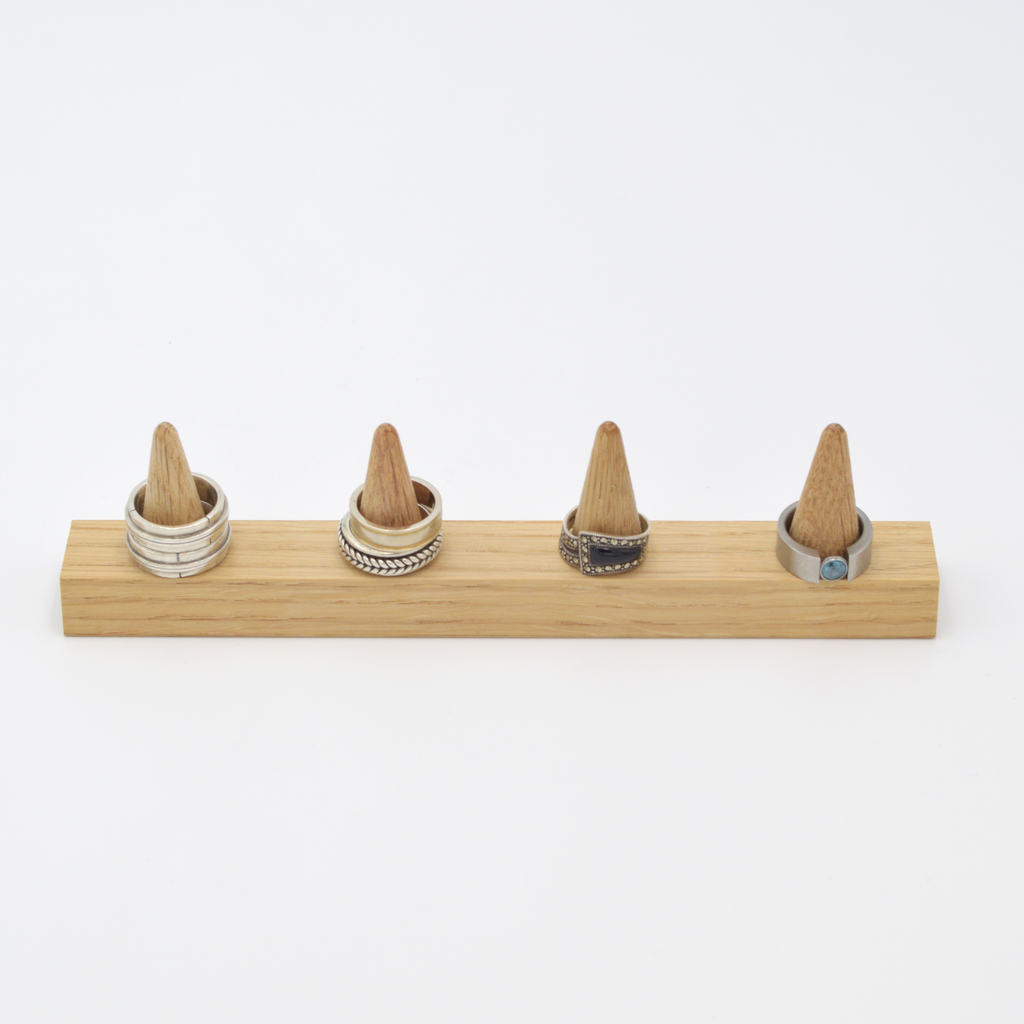 Ring Holder, Oak - Earth & Nest