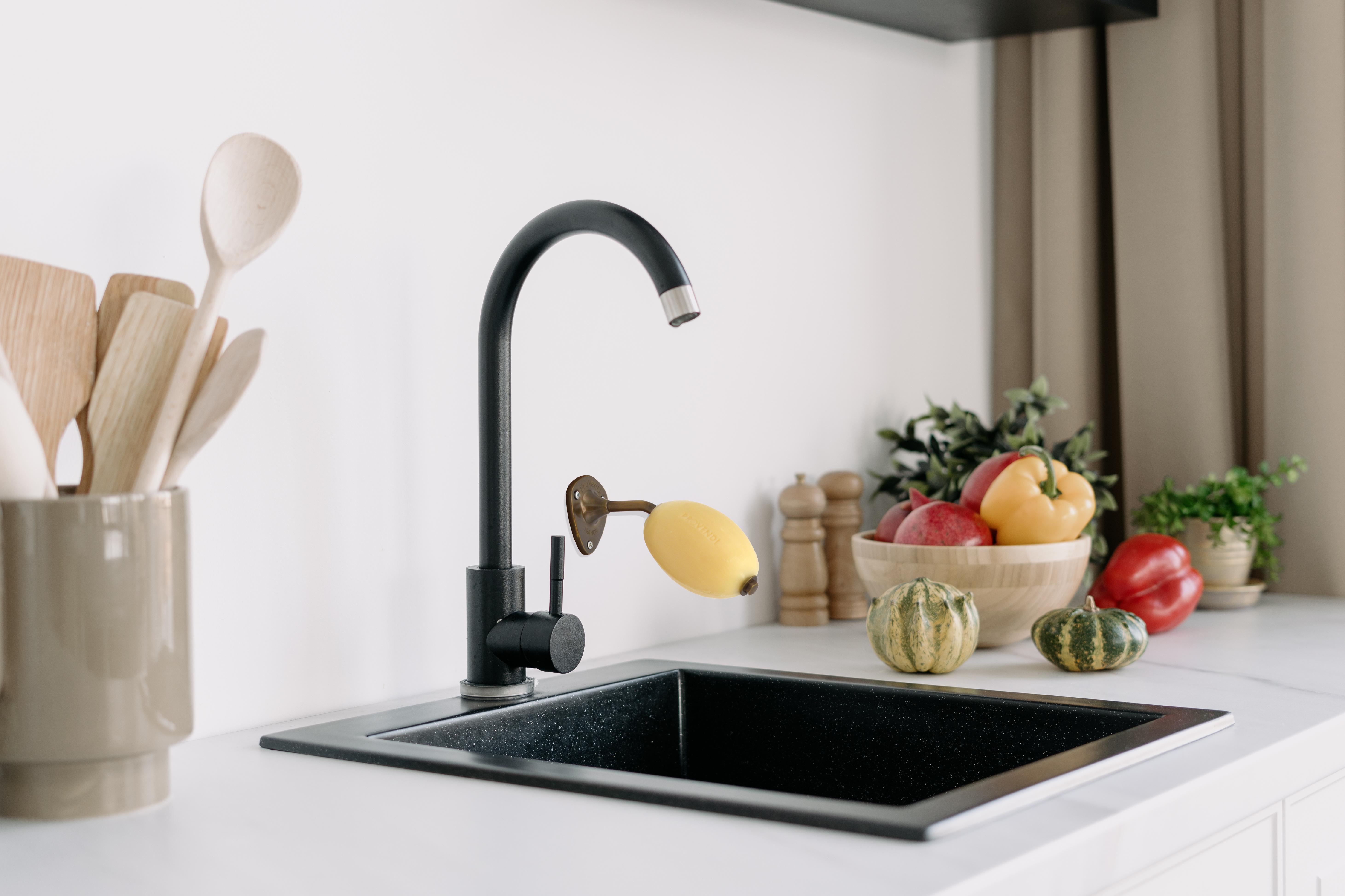 Soap Holder & Bar Soap (Gift Box) Provendi Rotating - Earth & Nest