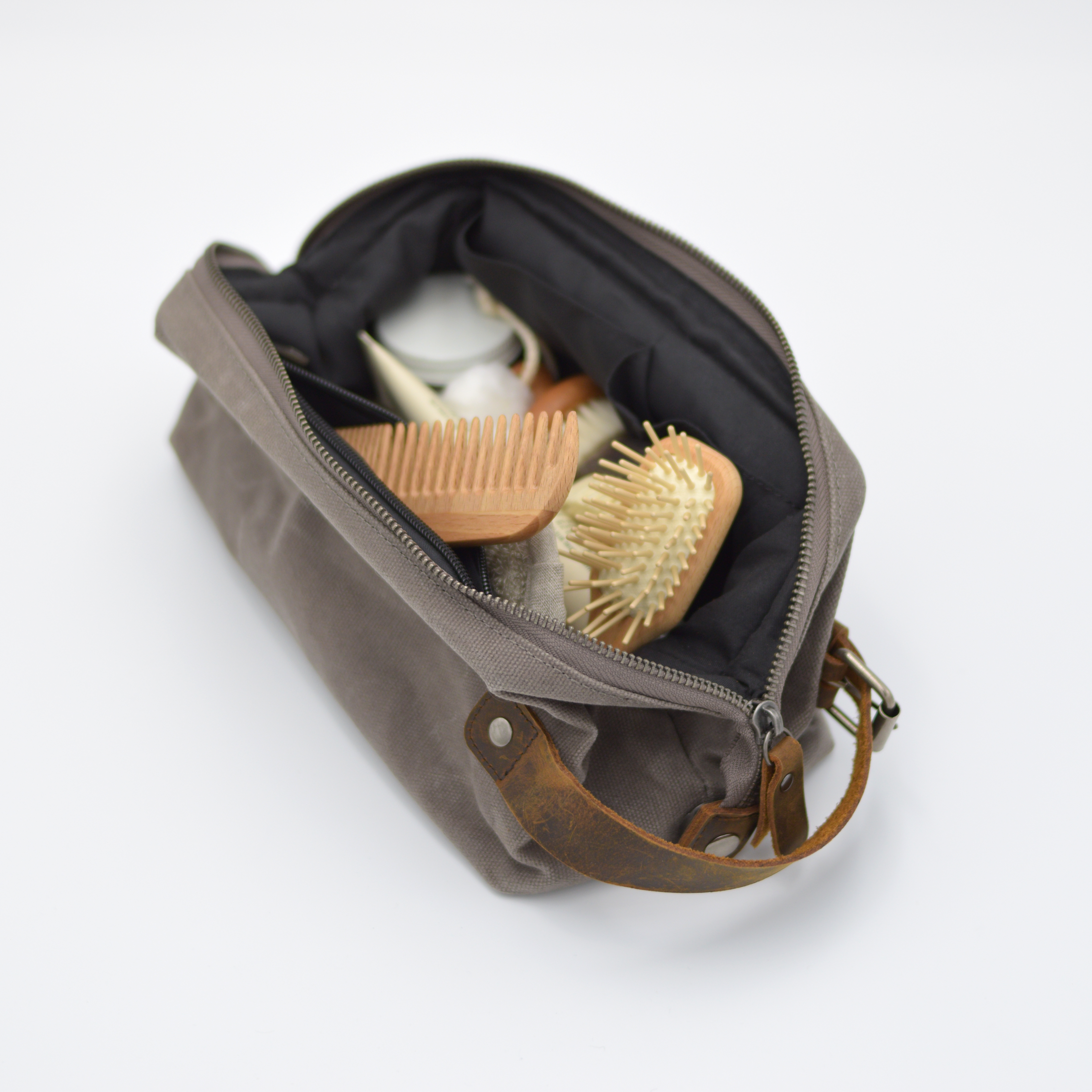 Waxed Canvas Dopp Kit Toiletry Bag - Earth & Nest