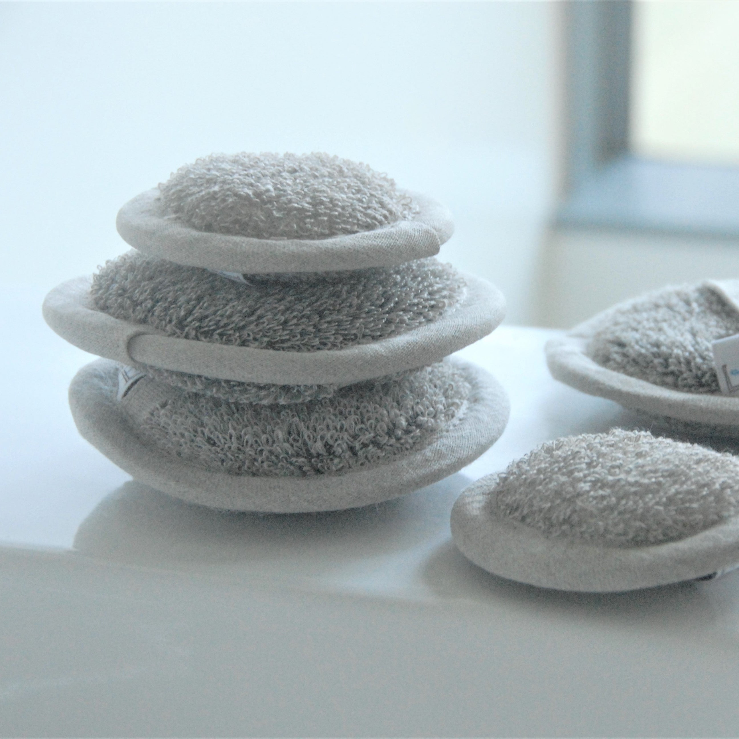Linen Face Sponge large - Earth & Nest